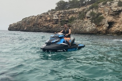 Alquiler Moto de agua Sea Doo GTR 230 S'Estanyol