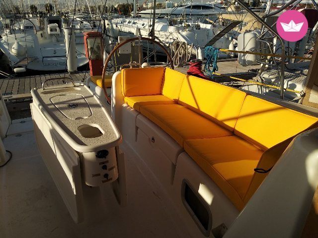 Beneteau Cyclades 43.4 in Athens for rental