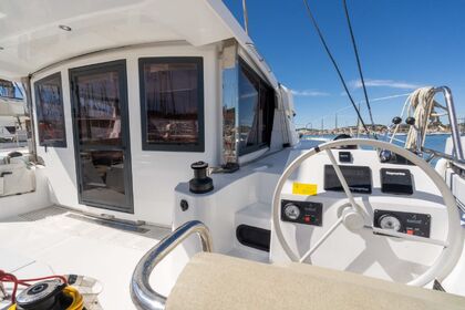 Location Catamaran Catana Group Bali Catsmart - 4 + 2 cab. Saint-Mandrier-sur-Mer