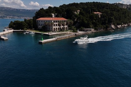 Explore Adriatic - Sunseeker 48ft FLY