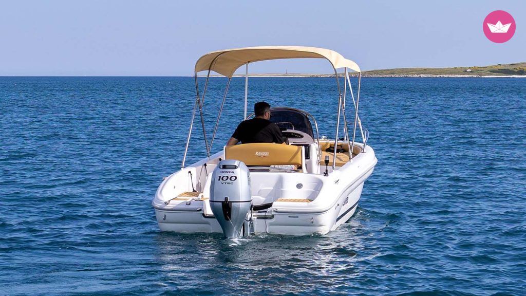 Bateau à moteur Ranieri Shark 19 100cv 4