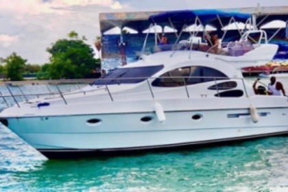 Charter Motorboat Cranchi 42 Miami
