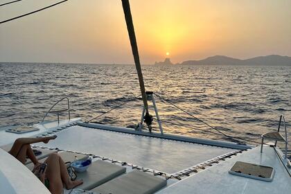 Catamarán "VITANBLUE" Helia 44.