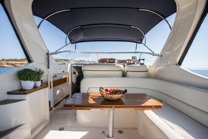 Location Bateau à moteur Windy Scirocco 33ft Rhodes