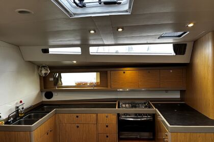 Hyra båt Segelbåt Bénéteau Oceanis 48 - 5 cab. Trogir