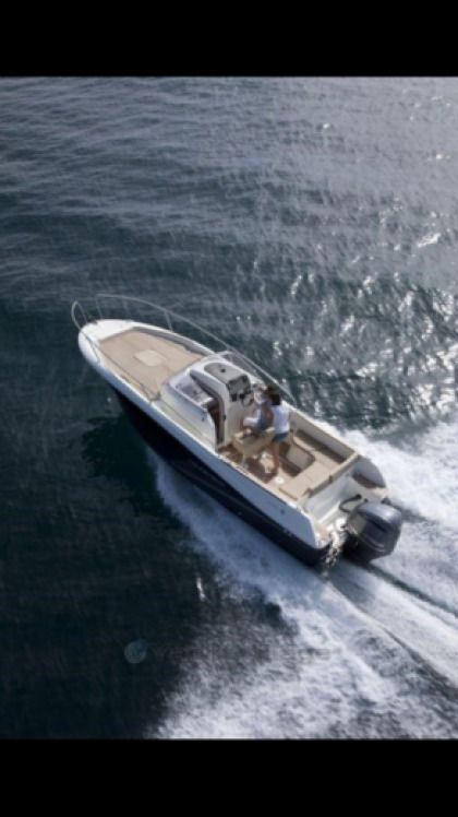 Location Bateau à moteur Jeanneau Cap Camarat 7.5 Wa Dinard