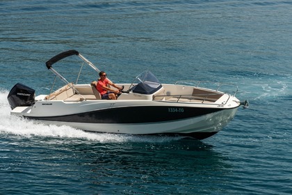 Miete Motorboot Quicksilver 755 ACTIV Open Trogir