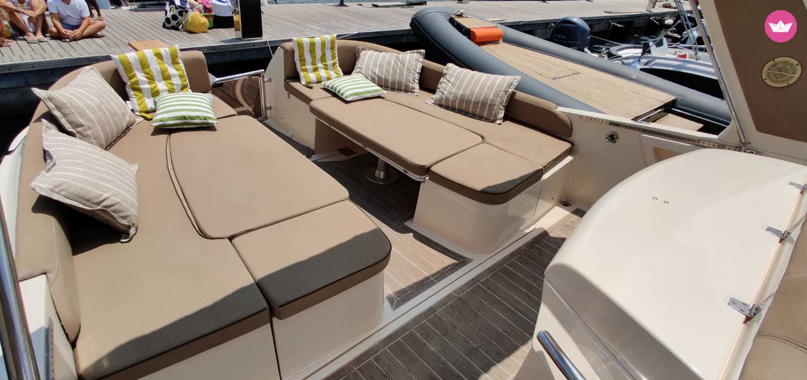 Łódź motorowa Mano Marine Grand Sport 37  