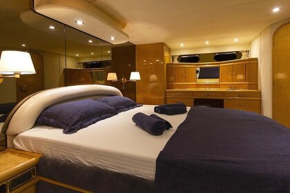 HOLYSHIP - VIP CHARTER - 22 meters