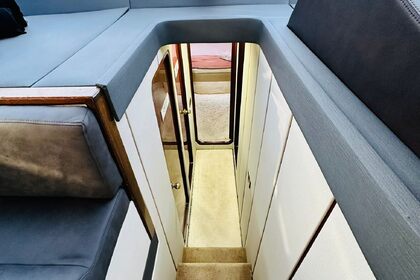 Spacious and comfortable yacht in the Bosphorus