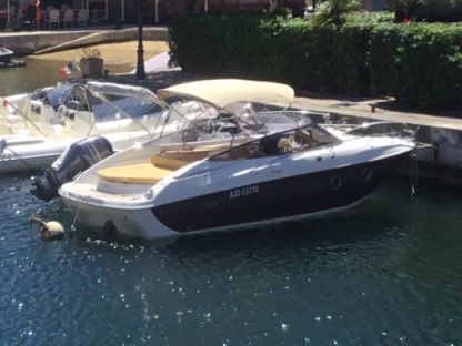 Czarter Łódź motorowa Sessa Marine S26 Grimaud