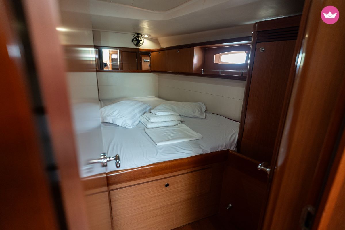 Noleggio Beneteau Oceanis 54