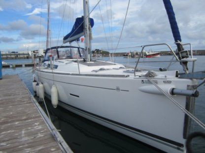 Charter Sailboat Dufour Dufour 445 Gl Saint-Quay-Portrieux