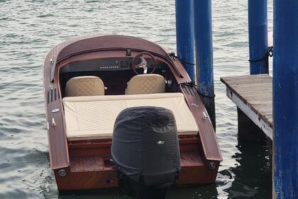 Venetika Vintage Boat