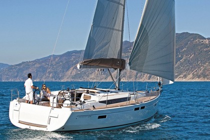Charter Sailboat  Sun Odyssey 519 Palmeira
