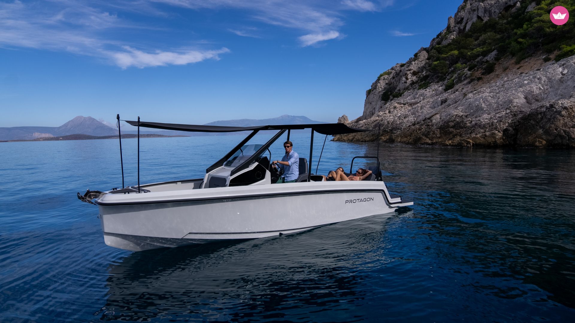 Bateau à moteur Protagon Yachts 25 SUNDECK 300cv 7