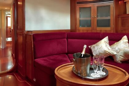 90ft Centreboard Sloop DARK STAR OF LONDON