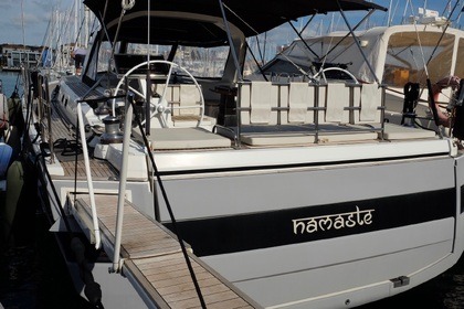 Miete Segelboot  Oceanis Yacht 62 Castiglioncello