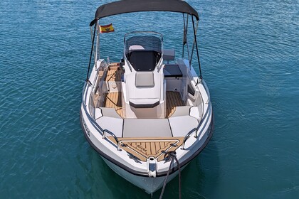 Without licence - B580 'Nica' - 6 people