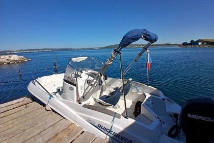 Miete Motorboot Quicksilver 555 commander Marseillan