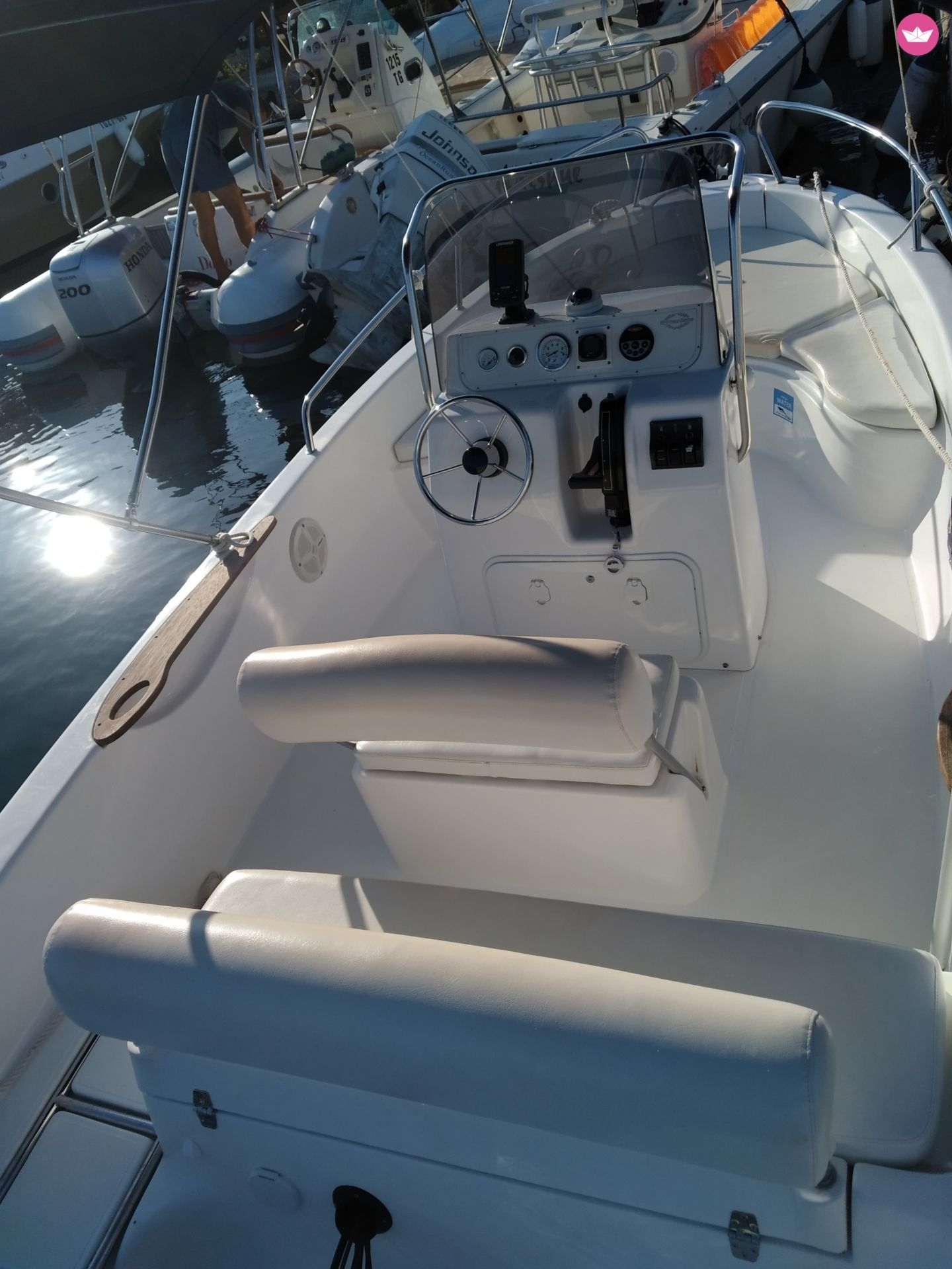Bateau à moteur Fisher 17 60cv 2