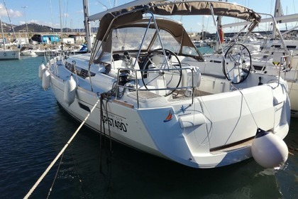 Noleggio Barca a vela JEANNEAU SUN ODYSSEY 519 Salerno