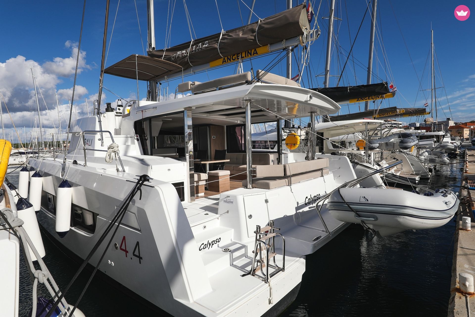 Catamaran Catana Group Bali 4.4 - 4 + 1 cab. 13m 2