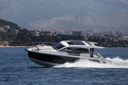 Hyra båt Motorbåt Sealine Sealine C335V Općina Kaštela