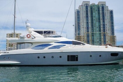 Rental Motor yacht Azimut 85 Aventura