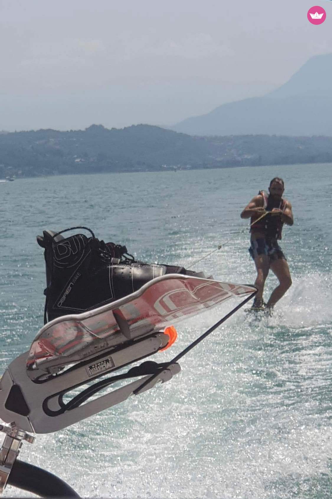 Bateau à moteur BAYLINER VR5 200cv 8