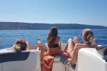 Without licence - B542 'Nereo' - 5 people