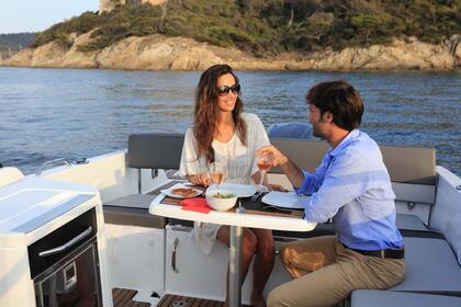 Jeanneau Cap Camarat 7.5 BR