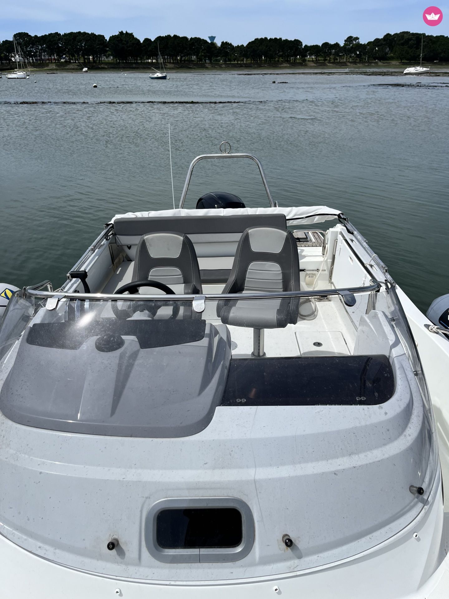 Bateau à moteur Jeanneau Cap Camarat 6.5 WA serie 3 150cv 4
