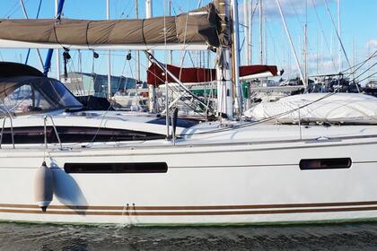 Charter Sailboat Jeanneau Jeanneau 53 Athens