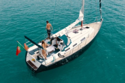 Charter Sailboat Dufour Dufour 365 Grand Large Funchal
