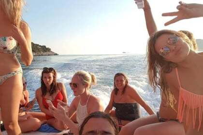 Unforgettable Speedboat Tour in Dubrovnik - Explore Caves, Beaches, and Legends!