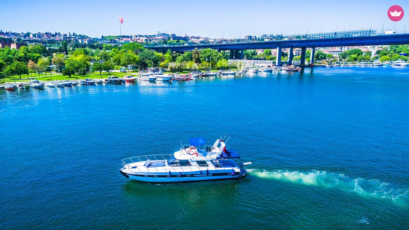 Yacht Custom made 2010 5