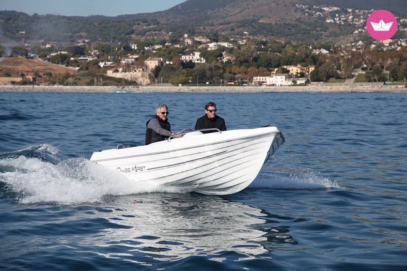 Bateau sans permis DIPOL FIRST 400 15cv 4