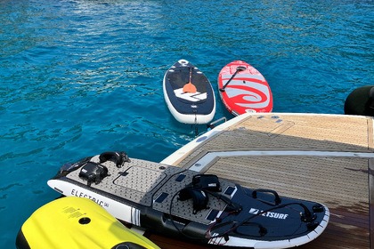 Location Yacht à moteur Sunseeker Predator 72 Antibes