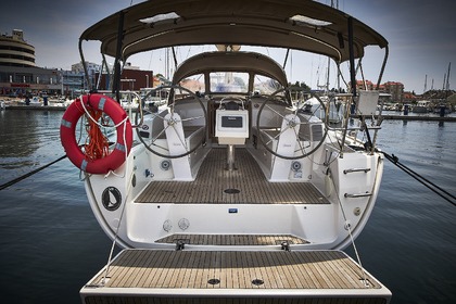 Hire Sailboat Bavaria Yachtbau Bavaria Cruiser 34 Biograd na Moru