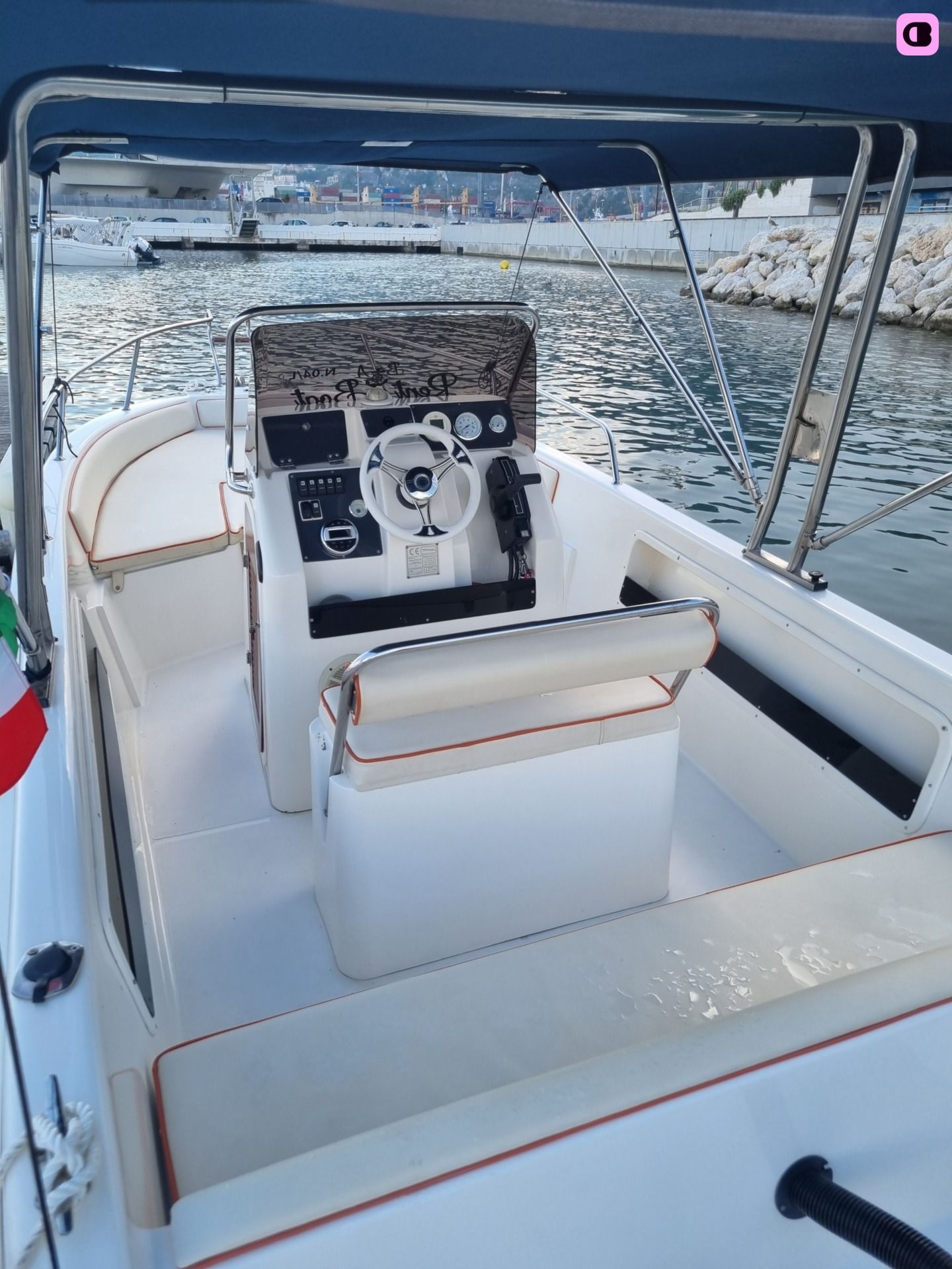 Bateau à moteur Terminal Boat FREESTYLE 21 40cv 3