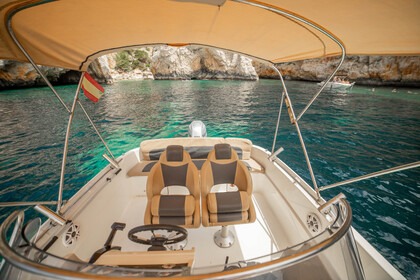 Rental Motorboat Aqua 620 Oliva