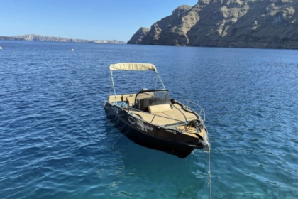 Ενοικίαση Μηχανοκίνητο σκάφος Nireus Ω53 Elegance Black Edition Σαντορίνη