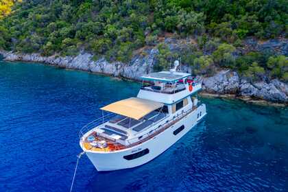 Verhuur Motorjacht 2024 model luxury Motor yacht Trawler with a capacity of 6 people Göcek