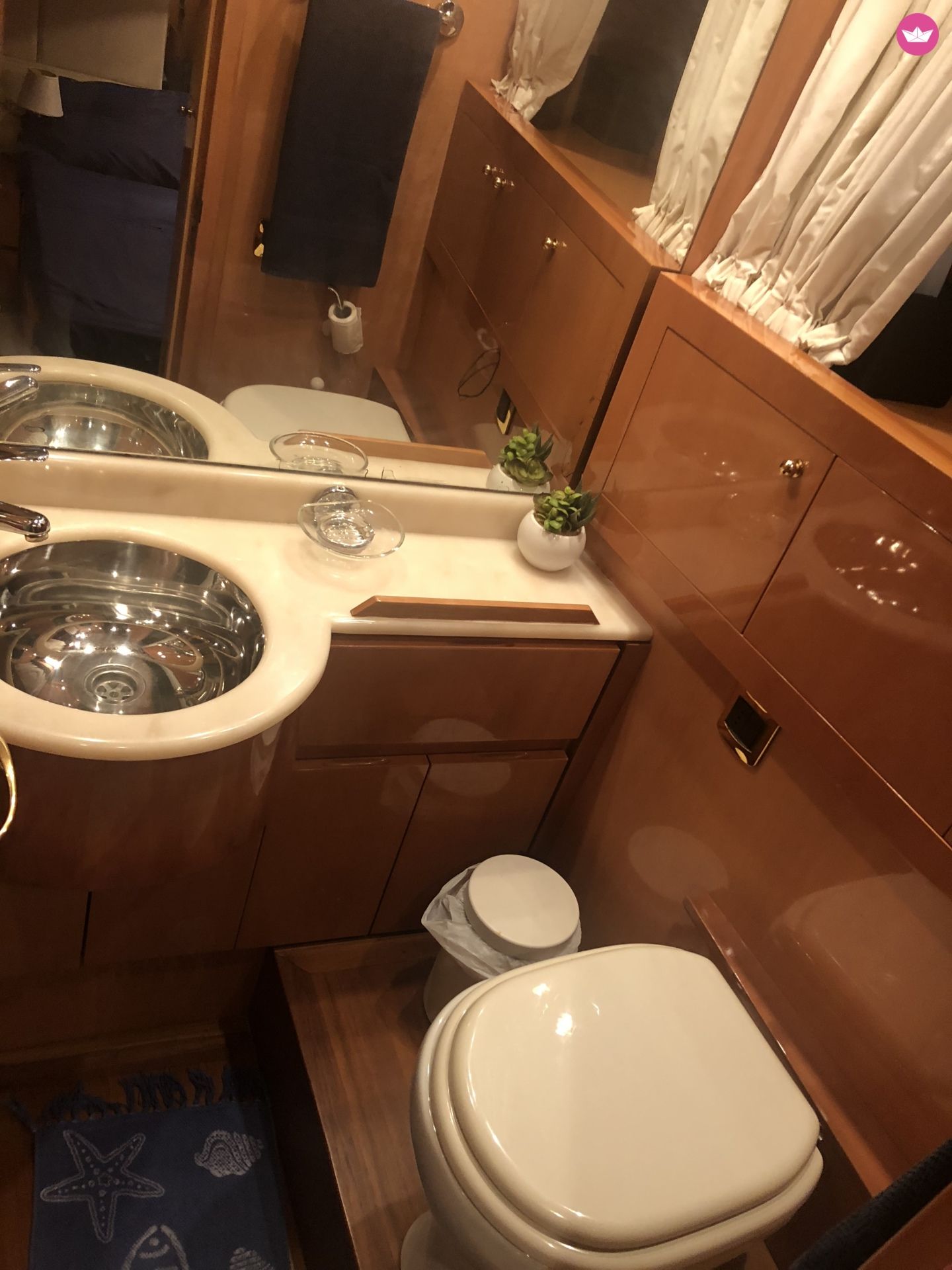 Czarter Vista 58