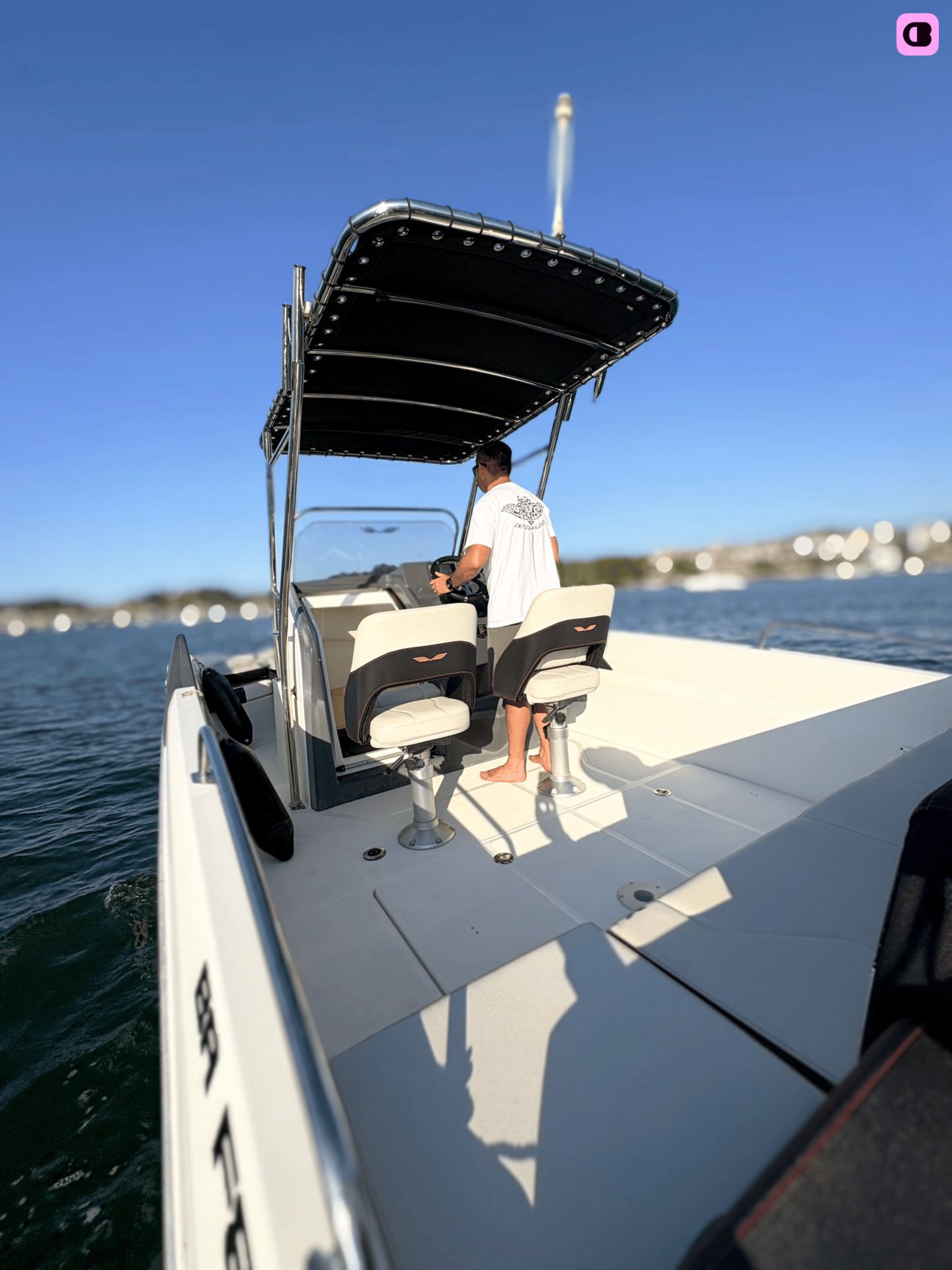 Bateau à moteur Beneteau Flyer 6.6 150cv 7