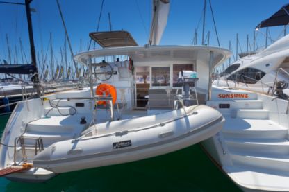 Charter Catamaran Lagoon 400 S2 Split