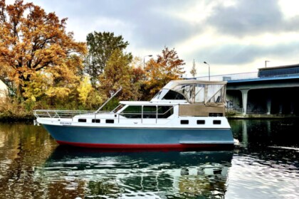 Verhuur Woonboot Gruno Hollandia 1100 Classic Berlijn