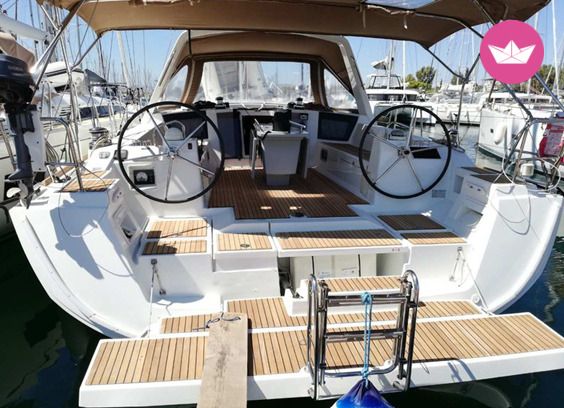 Charter Beneteau Oceanis 45