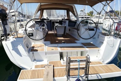 Miete Segelboot Beneteau Oceanis 45 Canet-en-Roussillon